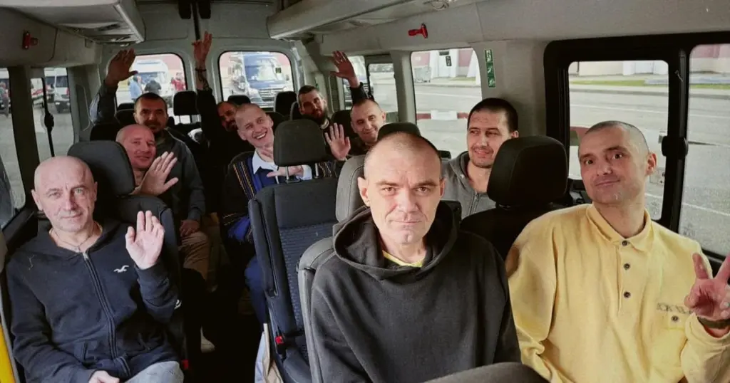 Етапи повернення 10 зниклих безвісти військових 24 серпня: хронологія обміну