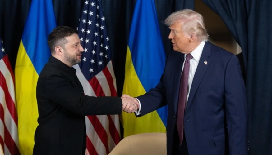 Володимир Зеленський та Дональд Трамп під час попередньої зустрічі