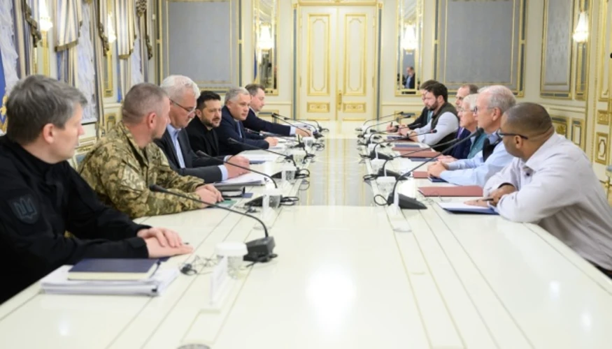 Зеленський та делегація сенаторів США під час зустрічі у Києві 9 жовтня 2026 року
